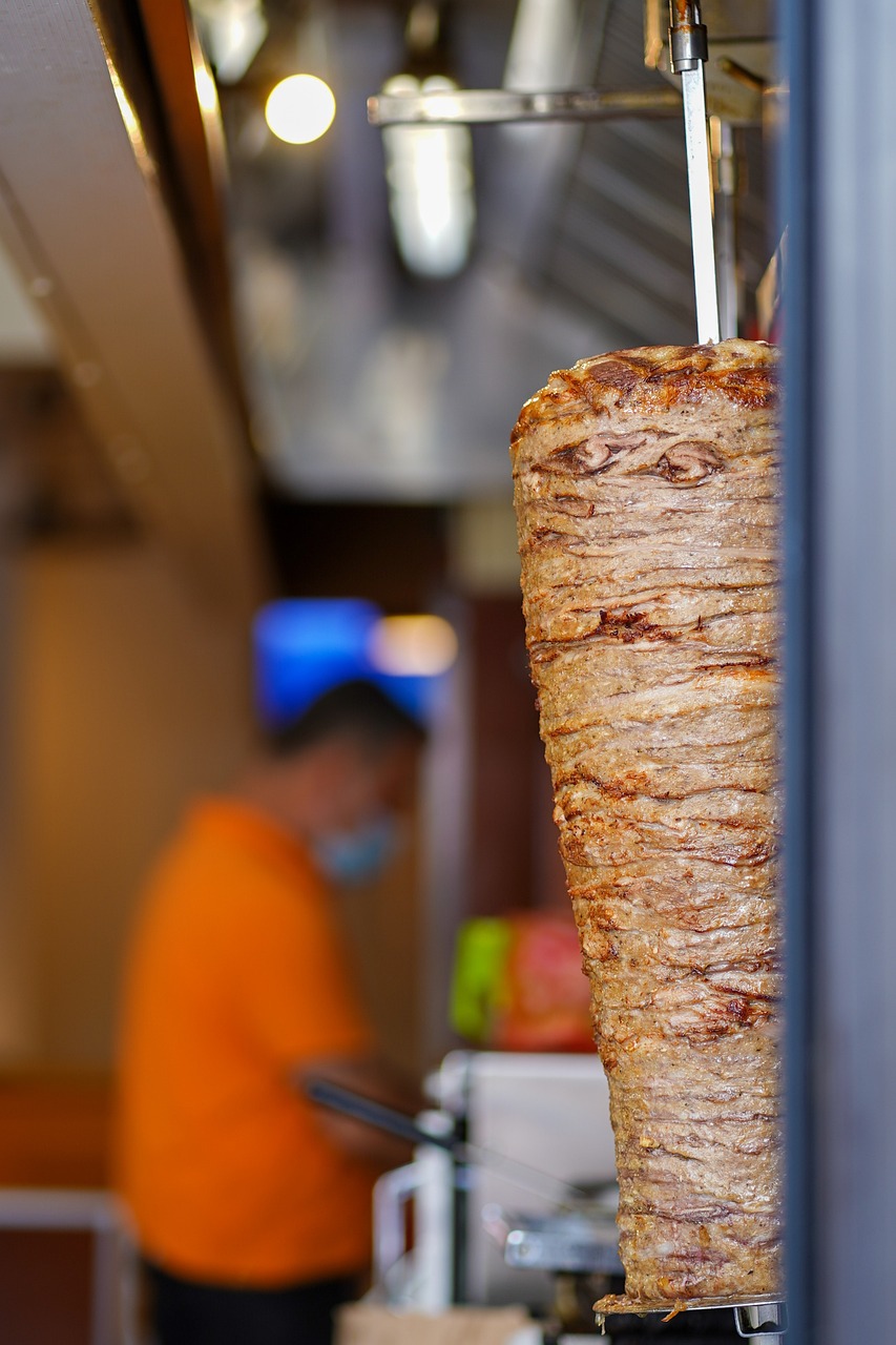 doner kebab, shawarma, kebab shop-6583404.jpg
